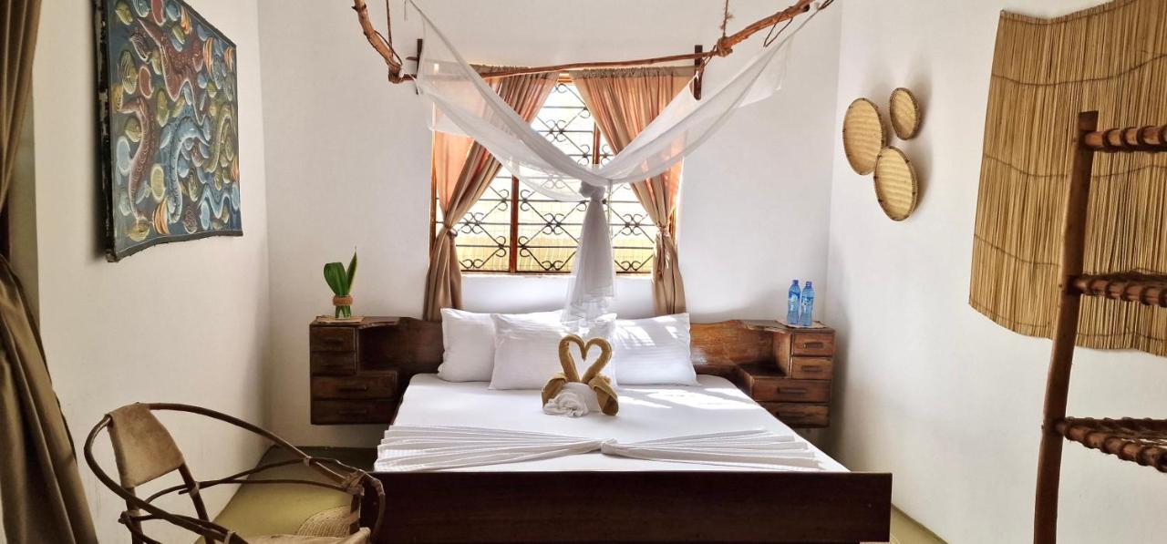 Bed and breakfast Mlango Paje House Extérieur photo